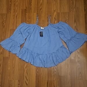 NWT South Moon Under Everleigh Cold Shoulder Blouse/ M